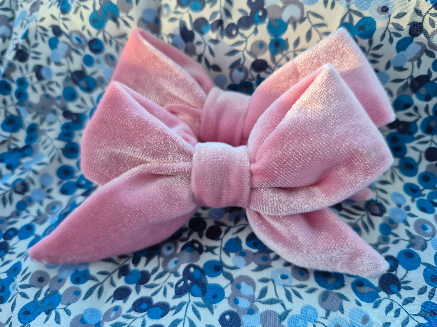 Light Pink Velvet pigtail set